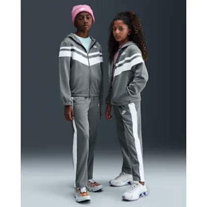 Nike Sportswear Dres z kapturem dla dużych dzieci Dri-FIT