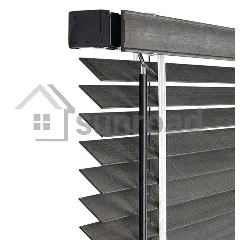 Wykonane na zamówienie żaluzje weneckie z PVC Fauxwood Drewniane żaluzje Drewniane…